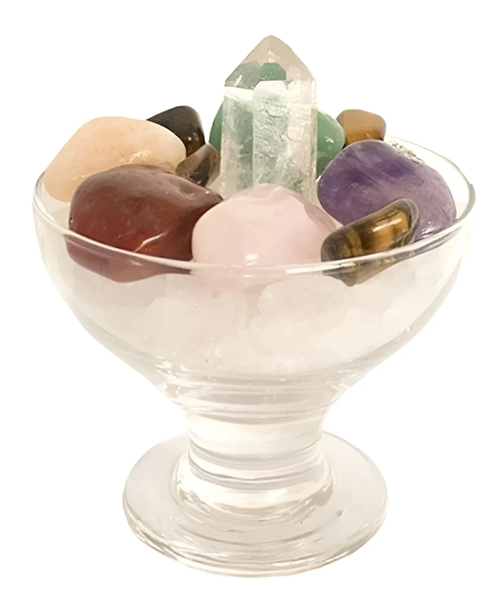 Taça da Prosperidade com 9 cristais para a Lei da Atração, incluindo Pirita e Citrino para manifestação e Turmalina Negra para proteção.